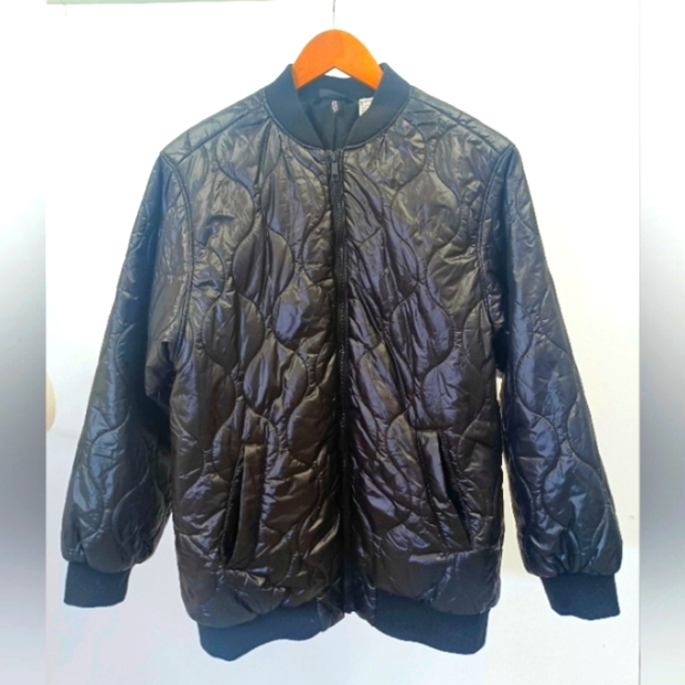H&M Black Puffy Quilted Bomber Jacket
